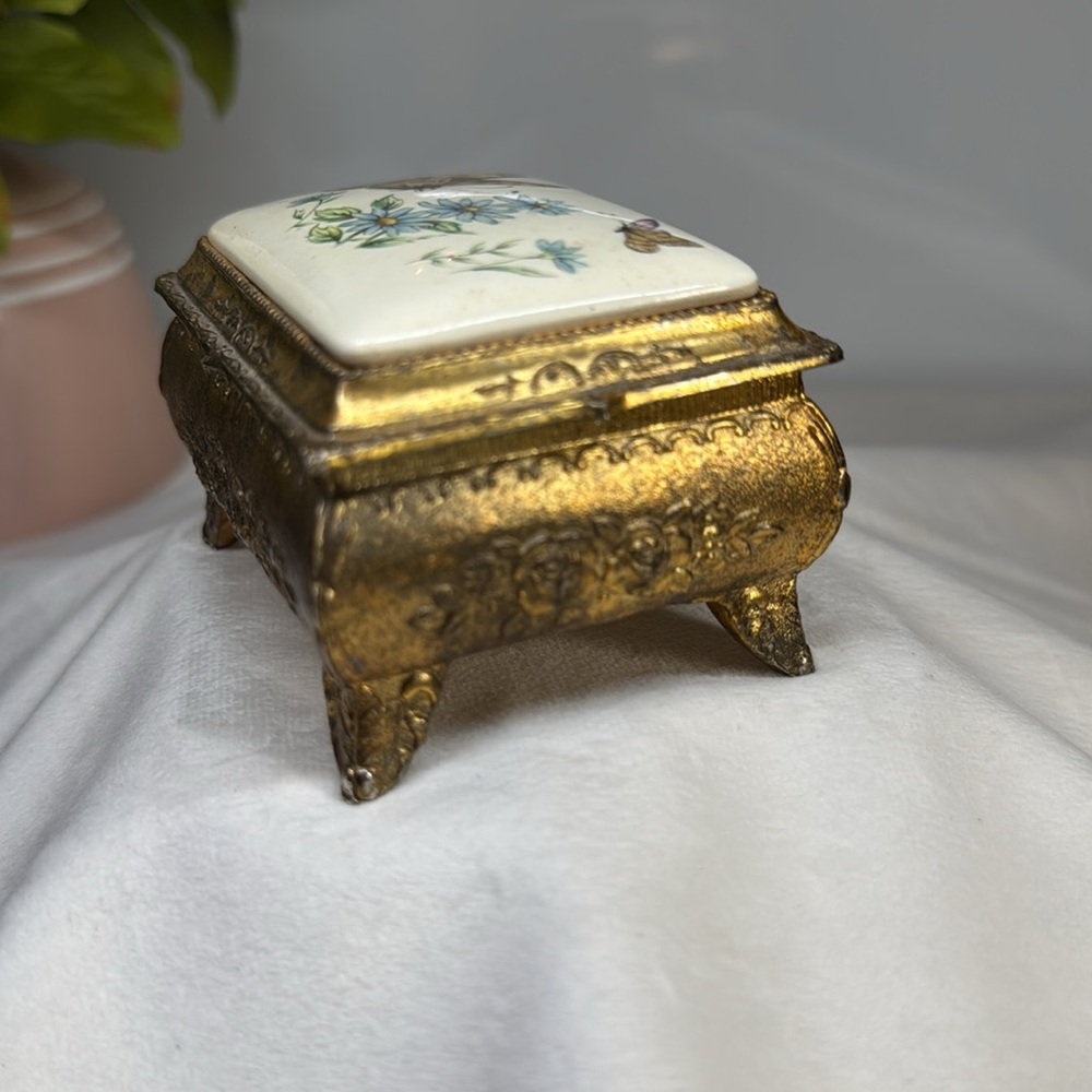 Antique trinket box - Picture 9 of 11